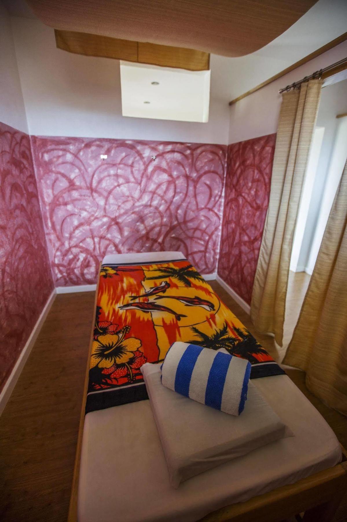 Salamangka Beach And Dive Resort サンフアン エクステリア 写真