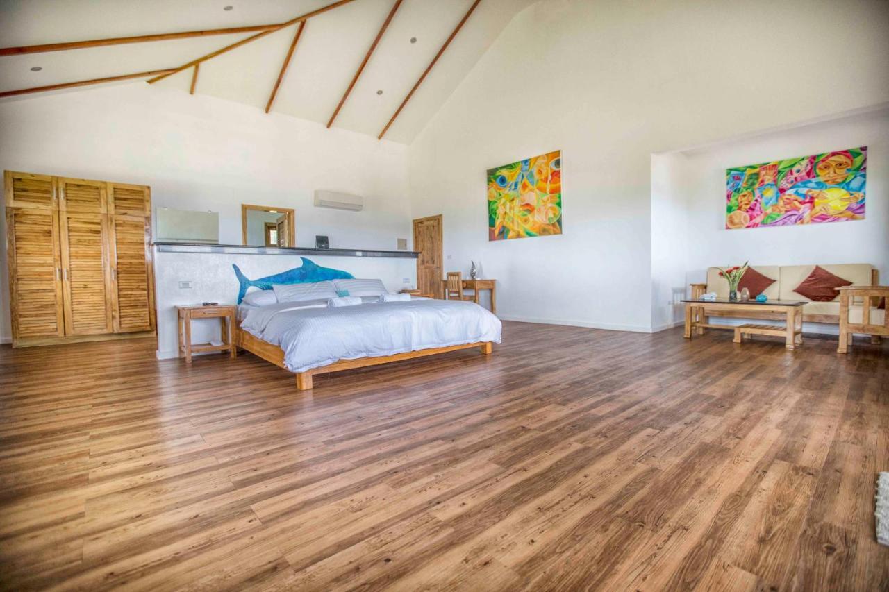 Salamangka Beach And Dive Resort サンフアン エクステリア 写真
