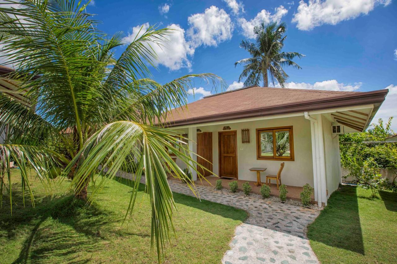 Salamangka Beach And Dive Resort サンフアン エクステリア 写真
